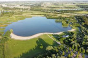 Op wandelafstand van de veerplas